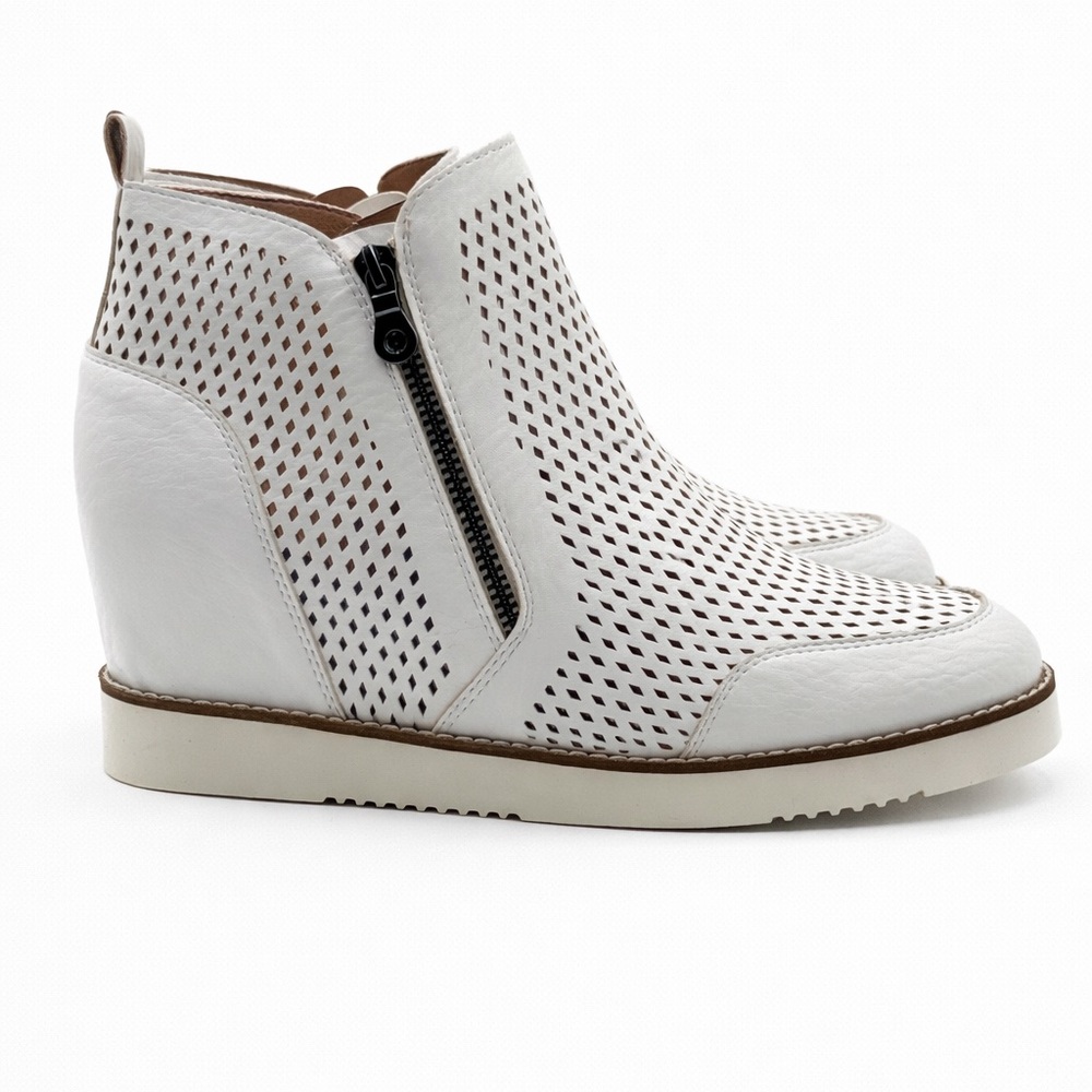 Mi.iM White Perforated Wedge Sneaker Booties – Hidden Heel Zip-Up Casual Chic - Picture 4 of 17